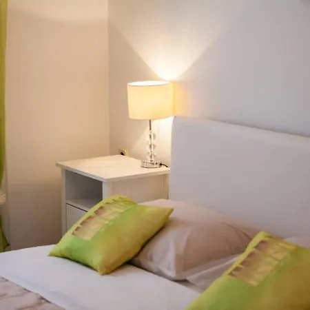 Dragica 1 アパート